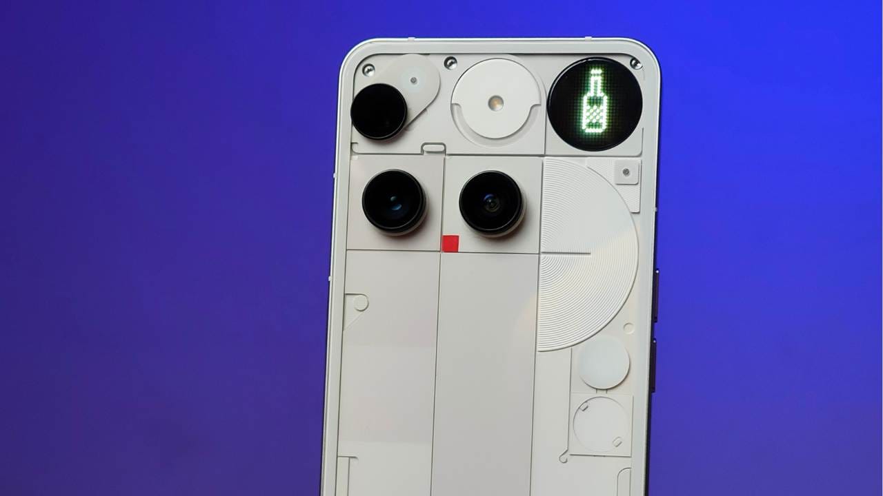 Nothing Phone 3 Glyph Matrix Look